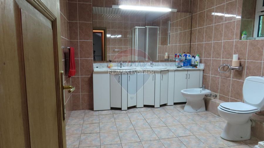 Vila de Vis în Breaza - O Oază de Eleganță și Confort - 14