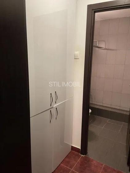 Apartament deosebit 3 camere- Zona Podu Ros - 6