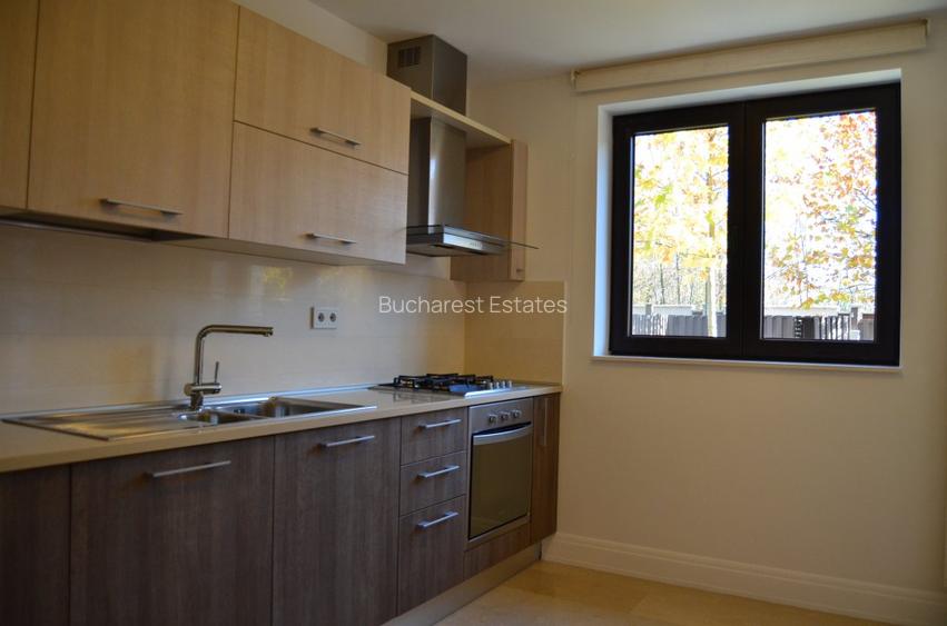 Vila 7 dormitoare piscina nemobilat Oxford Gardens - 9