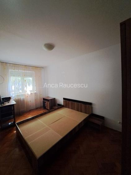 Proprietar vând apartament 3 camere zona Dacia  - 3