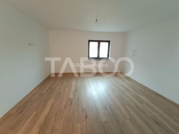 Casa 10 camere 390 mp utili - pe strada Calea Poplacii din Sibiu - 22