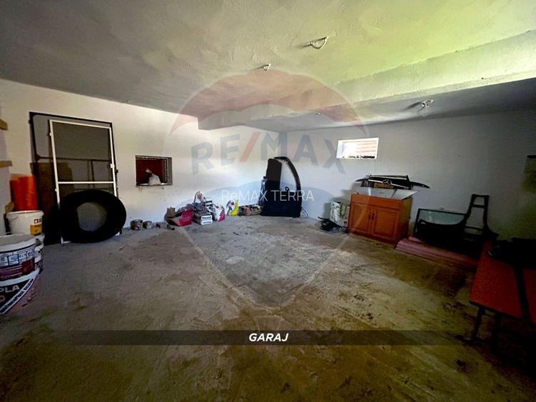 Casa spațioasă cu teren si foișor - Negrești Oaș - 15