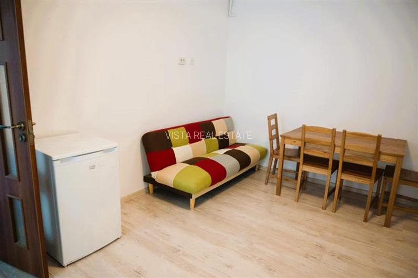 Apartament 2 camere, renovat complet, intr-o zona rara si exclusivista ,Dealul C - 4