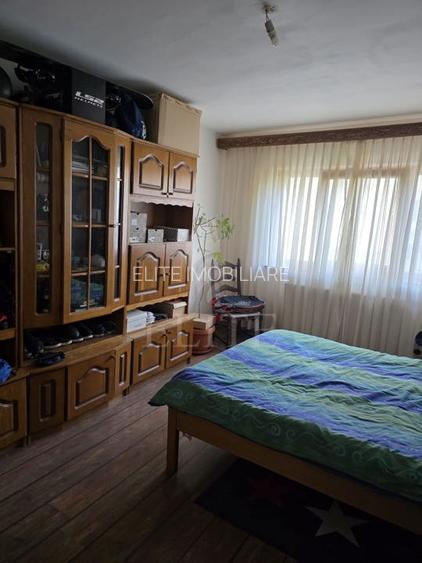 Apartament 3 camere în zona MOGOSOAIA - 2