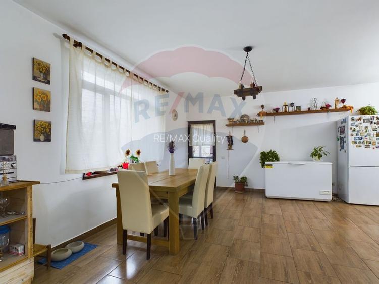 Vila cu 6 camere, teren 1200mp de vanzare- Varasti, la 4 km de Berceni - 12