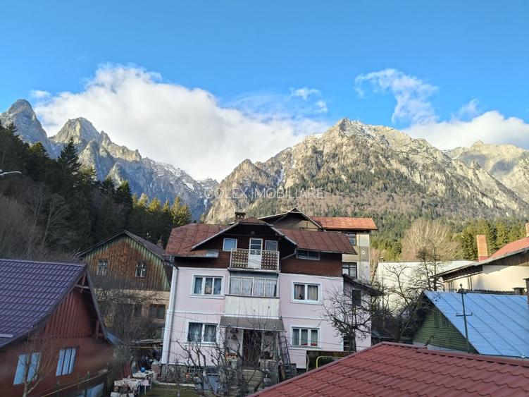 Casa S+P+M de vanzare in Busteni - 2