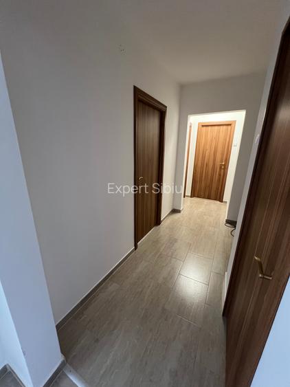 Închiriez apartament 3 camere, decomandat, recent renovat – zona Mihai Viteazul - 10