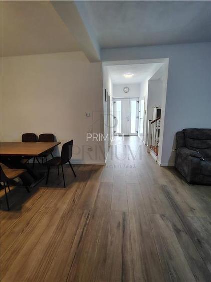 GIROC - Duplex separat - Toate utilitatile - Mobilat - 4 Camere - Teren 290 MP - 3