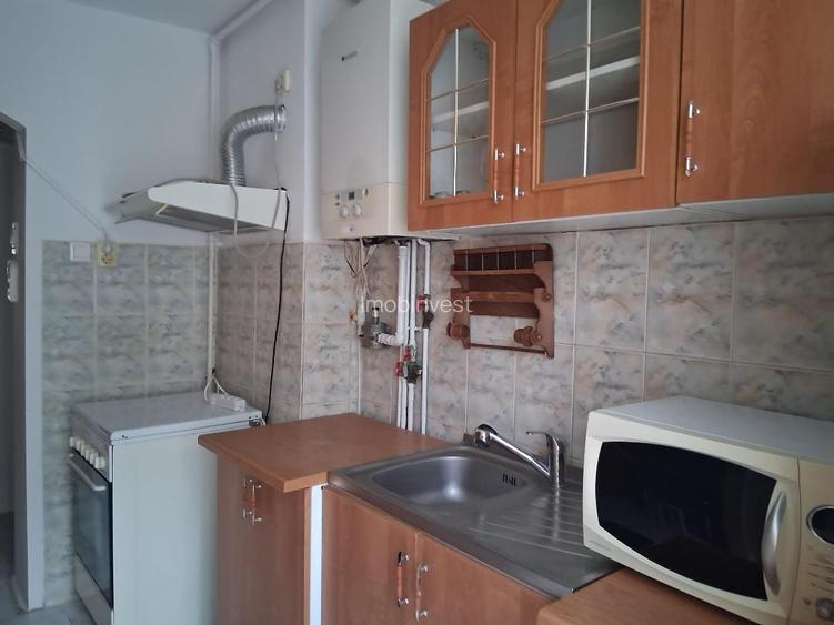 Inchiriez apt. 2 camere in 7 Noiembrie - 4