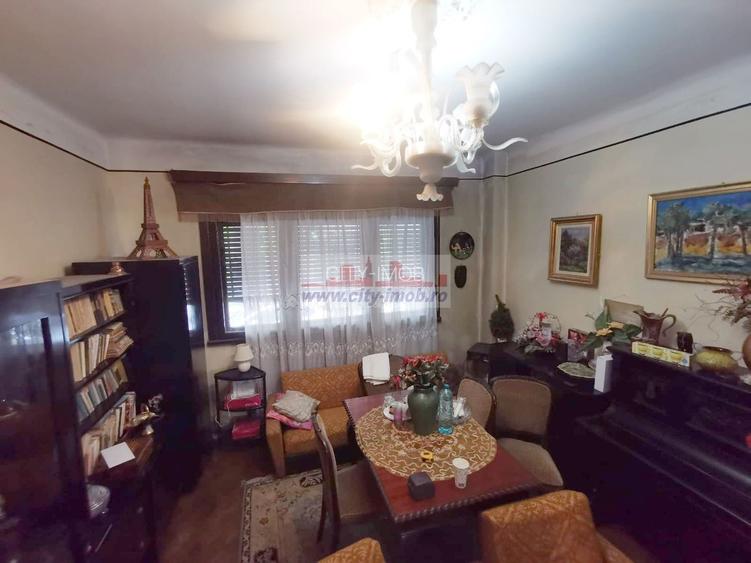 Vanzare apartament 3 Camere Universitate - 2