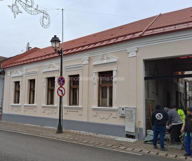 CLADIRE ISTORICA(1895), 150 mp   Centrul Vechi Baia Mare! - 2