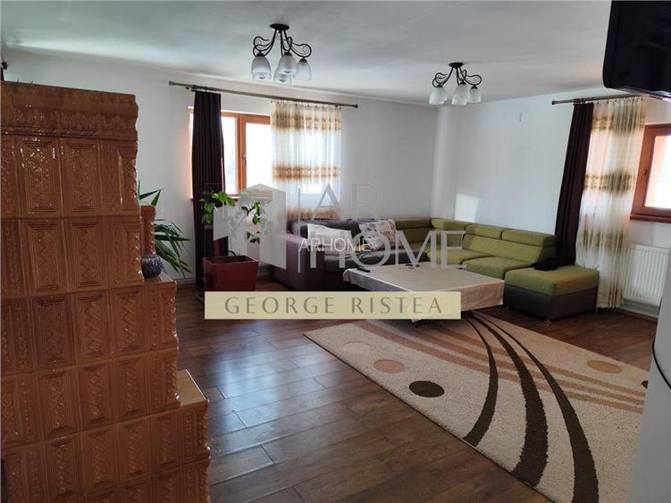 Casa + anexe 2756 mp teren Baicoi zona Tufeni - 12