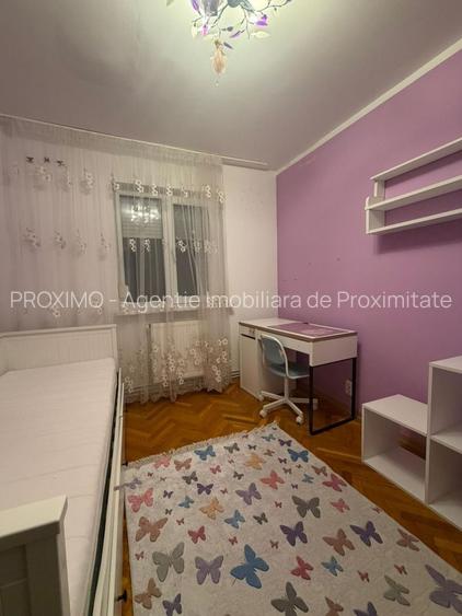 Apartament 3 camere, zona Circumvalatiunii, etaj intermediar - 3