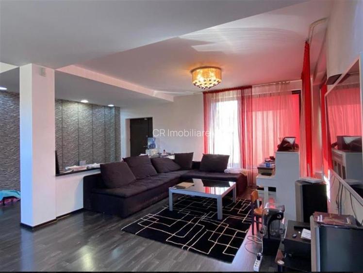 Vila de vanzare la intrare in comuna Berceni - 7