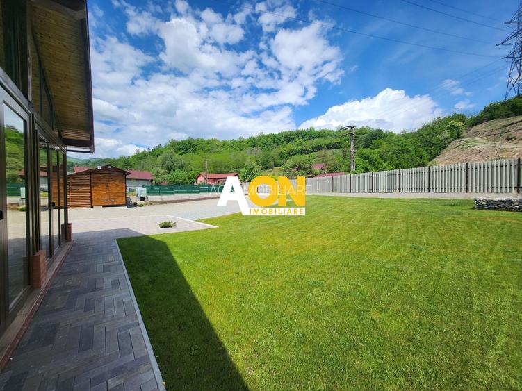 Cabană Ampoița + 1335 mp teren, Deschidere 50m + Proiect extindere - 2