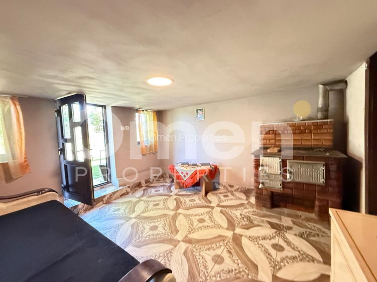 Casă la țară cu șură și grajd, în Vălenii Lăpușului – priveliște panoramică - 7