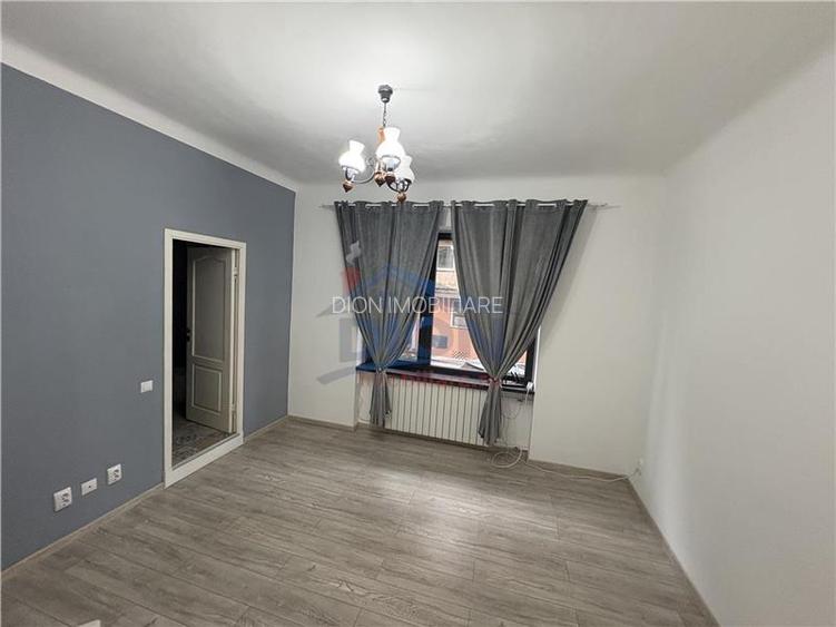 UNIVERSITATE, 3 camere, parter inalt, 61 mp, amenajat - 19