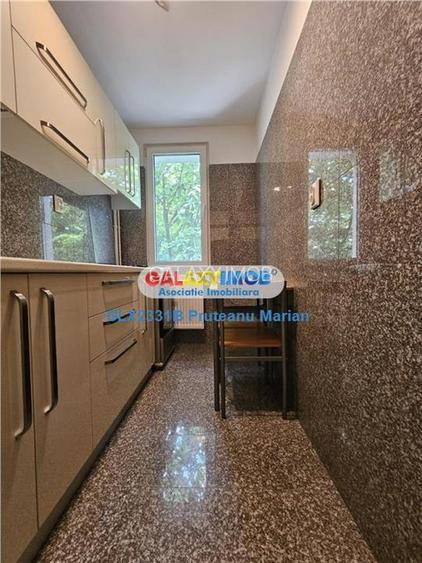 Inchiriere garsoniera Premium situata langa metrou Romancieriilor - 13