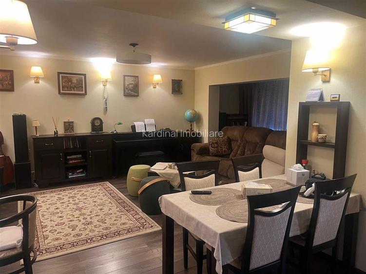 Apartament 3 camere structura mare, etajul 1,  Scriitorilor - 3