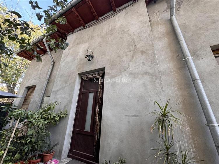 Vanzare casa 5 camere | Piata Alba Iulia - Popa Nan | teren 232 mp proprietate | - 2