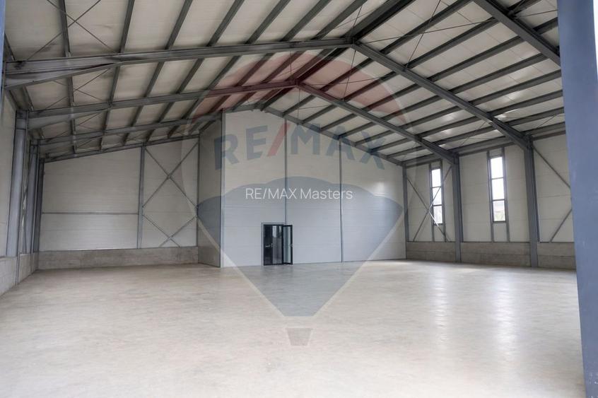 Hală industrială de închiriat – 560 mp  si curte - 2