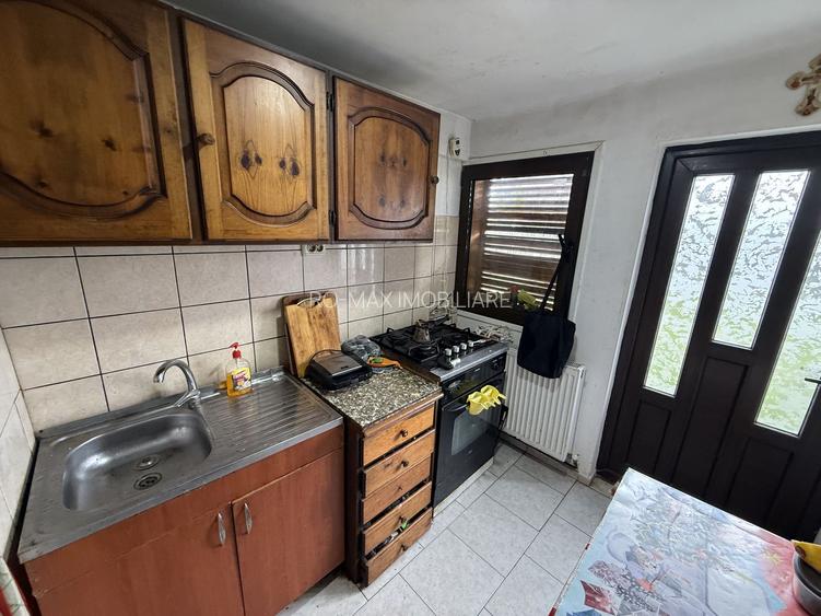 Casă corp C1 84mp + casă corp C2 51mp+garaj+ grădină și teren 889mp - 13