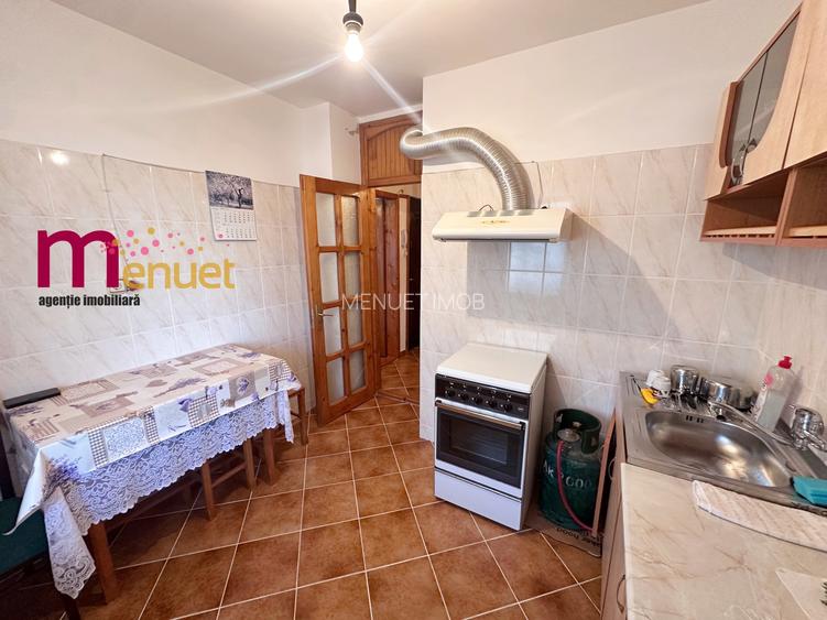Apartament 3 camere ,zona E3 - 5
