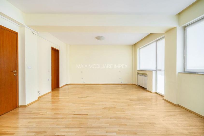 Vila la inchiriat > - 6