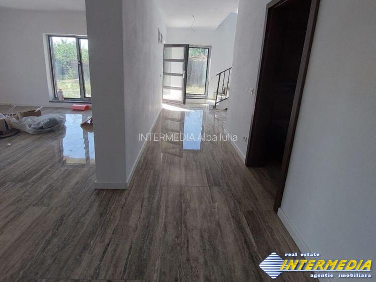 Casa Noua de vanzare Zona Cetate - 18