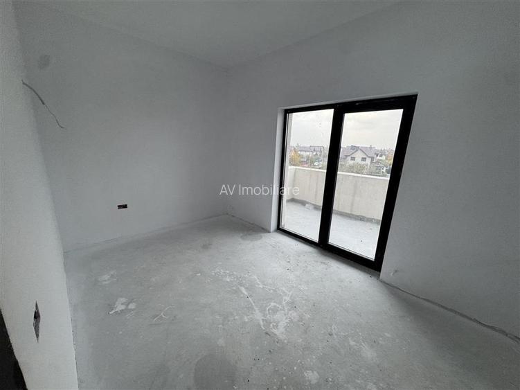 VILA DE VANZARE LA CHEIE TOATE UTILITATILE -CIOROGARLA DARVARI - 18