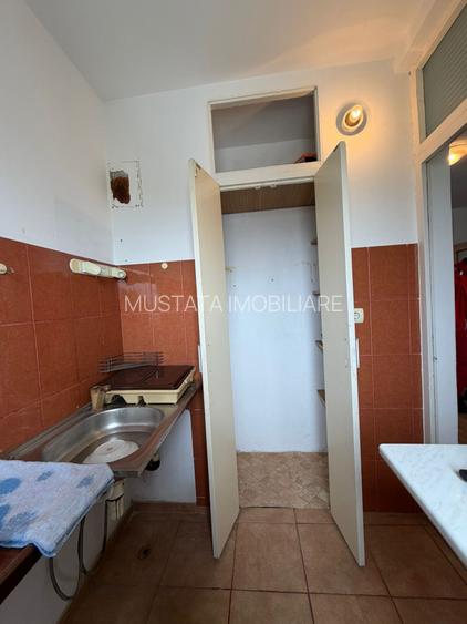 Garsoniera confort 1, Zona Dorobantilor, etaj 7/8 cu lift NOU pe scara - 3
