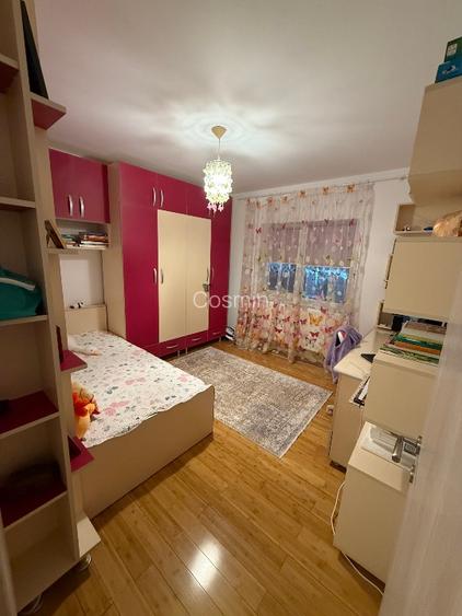 Inchiriez apartament 3 camere zona Mall Vitan  - 7