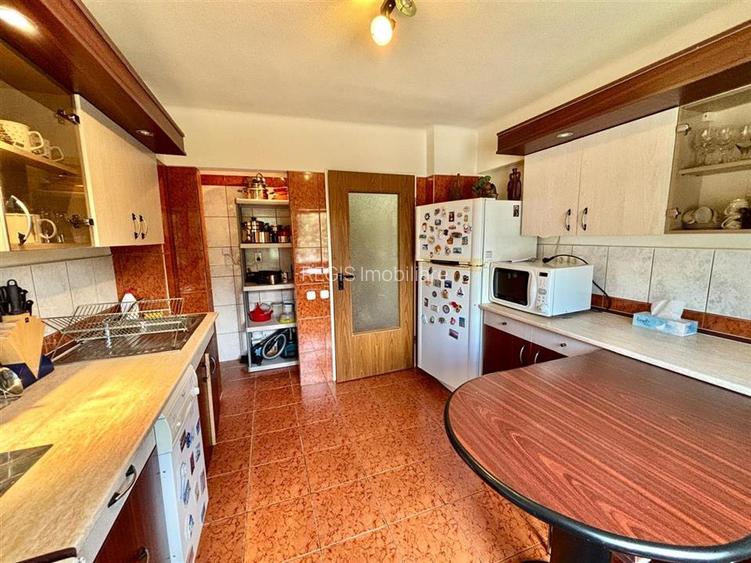 Apartament 4 Camere Central Predeal - 16