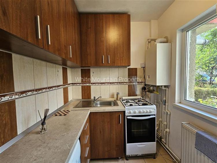 Garsoniera renovata in zona linistita Racadau - 12