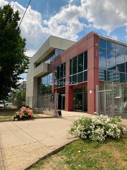 Birouri / Showroom / depozit, 1532 mp utili, aut. ISU, 2001 mp teren, proprietar - 3