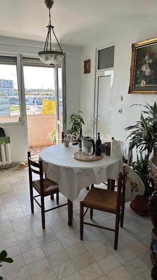 Proprietar, inchiriez apartament 3 camere, decomandat, central - 4