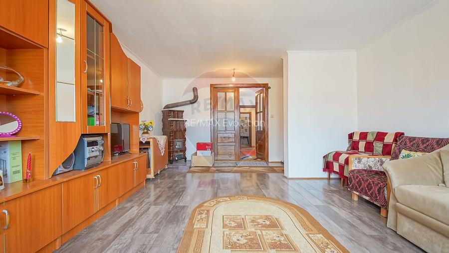 Casă autentică cu teren de 1310 mp, liniște și acces rapid către oraș - 10