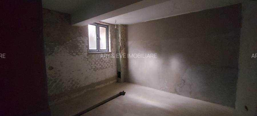 Reședință de Prestigiul în Dorobanți: 300 mp Utili, 7 Camere și 4 Băi - 6