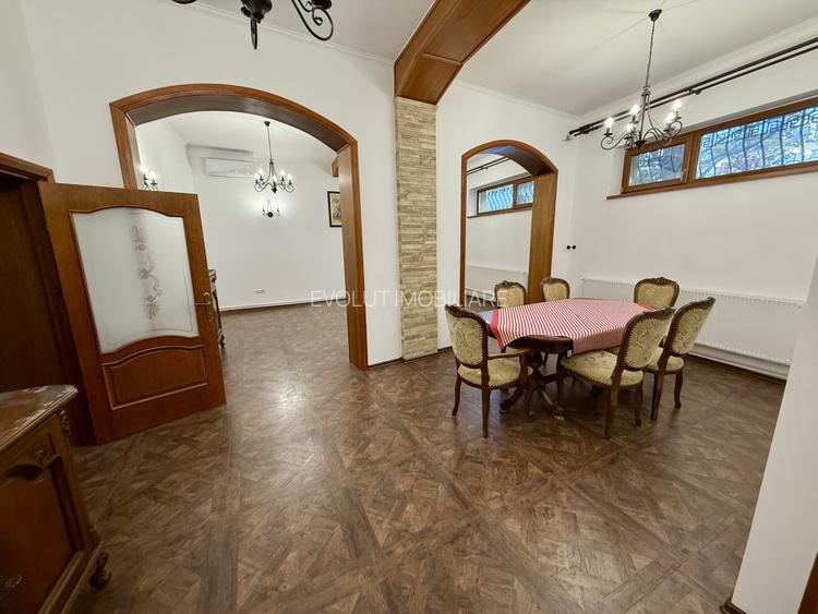 Vila de inchiriat - Ultracentral - 35