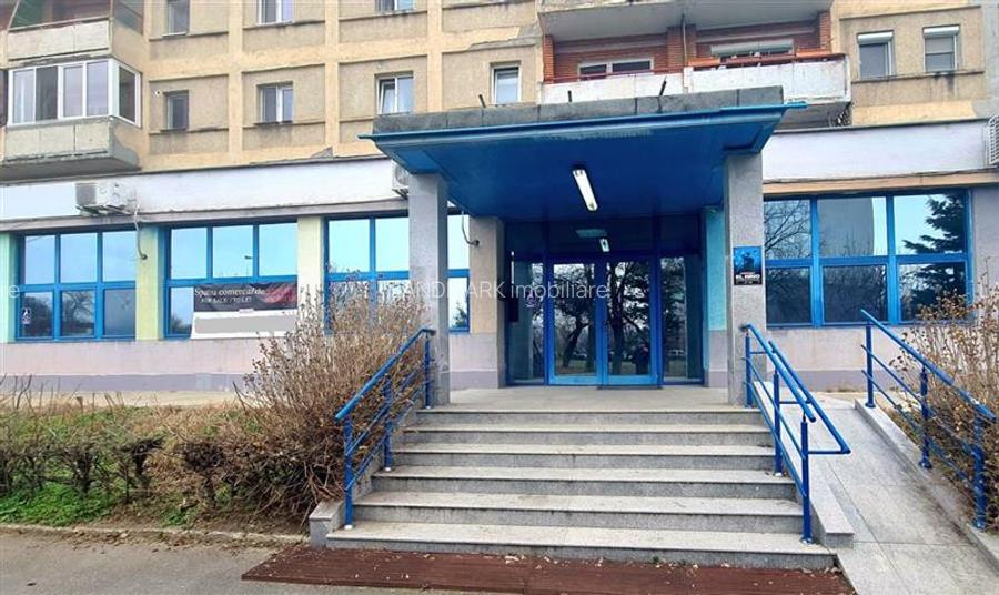 EXCLUSIVITATE! Spatiu comercial 560 mp , zona Complex- Universitate - 2