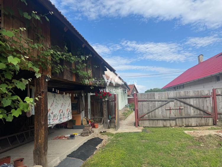 Casa individuala in Arpasu de Sus, teren mare, partial renovata - 32