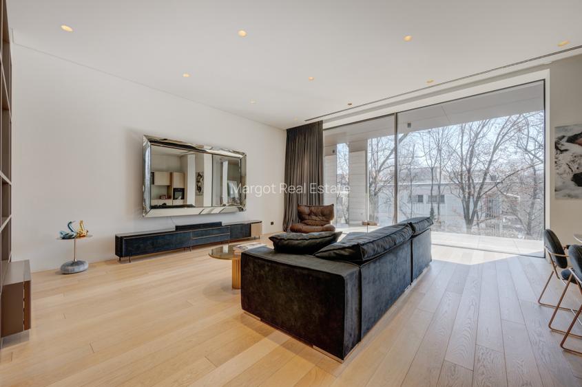 Outstanding and flawless property, on Kiseleff Boulevard - 2