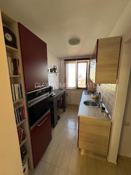 Vanzare Apartament 2 camere Decomandat Renovat Drumul Taberei-Parc Moghioros - 3