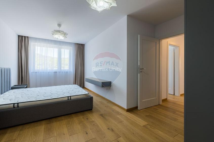 Apartament 3 camere de închiriat Urban Plaza Brașov, vedere Tâmpa - 15