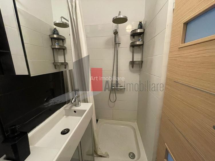 APARTAMENT 2 CAMERE -SALA PALATULUI - 16