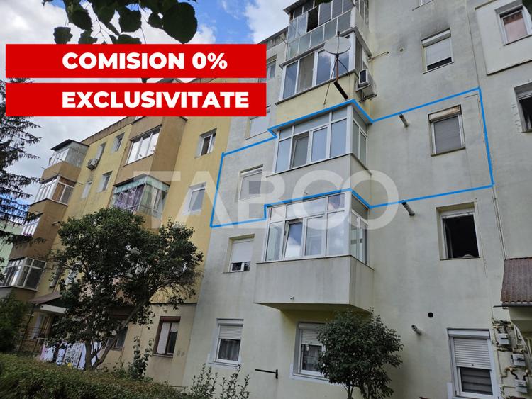 Apartament 2 camere semidecomandat 40 mp utili + balcon 5 mp etaj 2