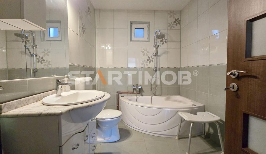 Casa 5 camere cu acces auto RASNOV
