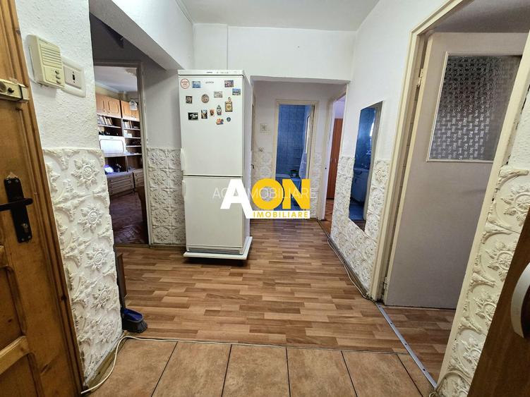 Apartament 3 Camere, 2 Bai, 2 Balcoane, Zona Cetate - 2