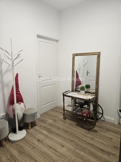 Cabinet Manichiură Premium Royal Town Copou + Bază 1000 Cliente - 5