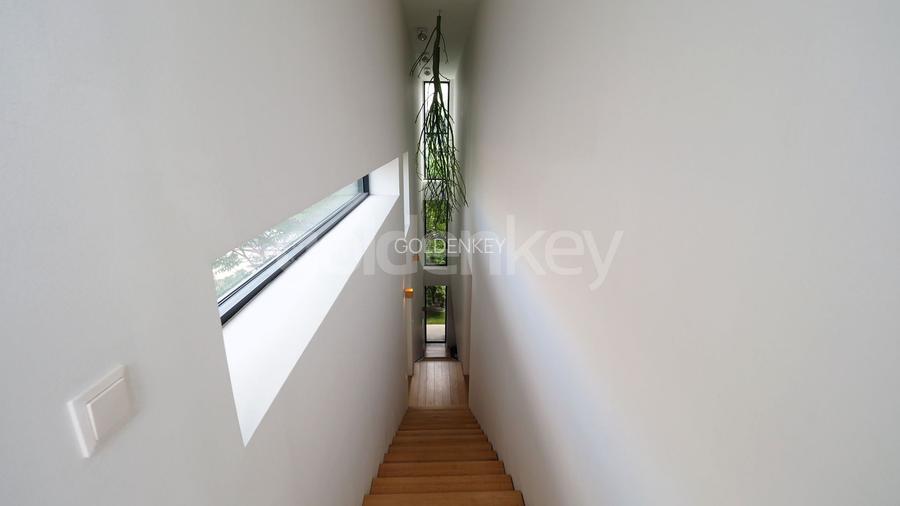 Vila minimalista pe o strada selecta si linistita - 26